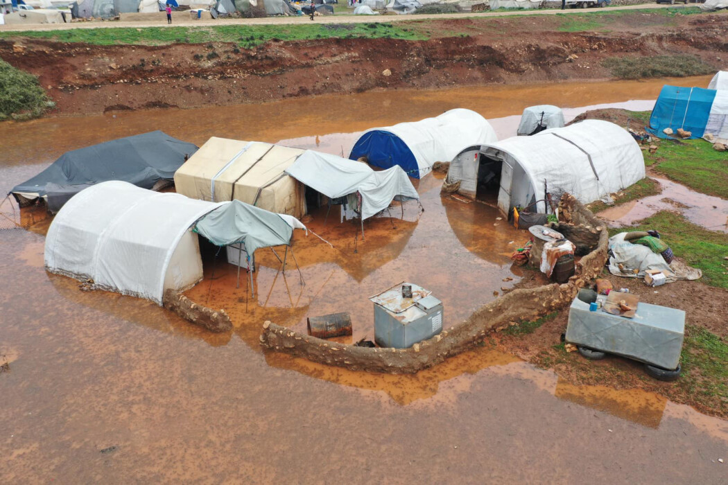 Heavy rain floods refugee tents Heavy rain floods refugee tents