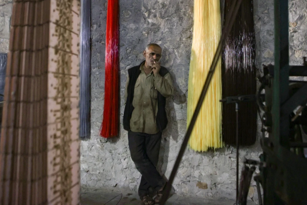 Children's Work in Plastic Waste Transformation Children's Work in Plastic Waste Transformation